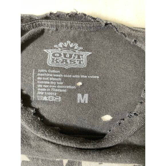 OutKast Graphic T-Shirt Distressed Ripped Black Tee M - Picture 6 of 6